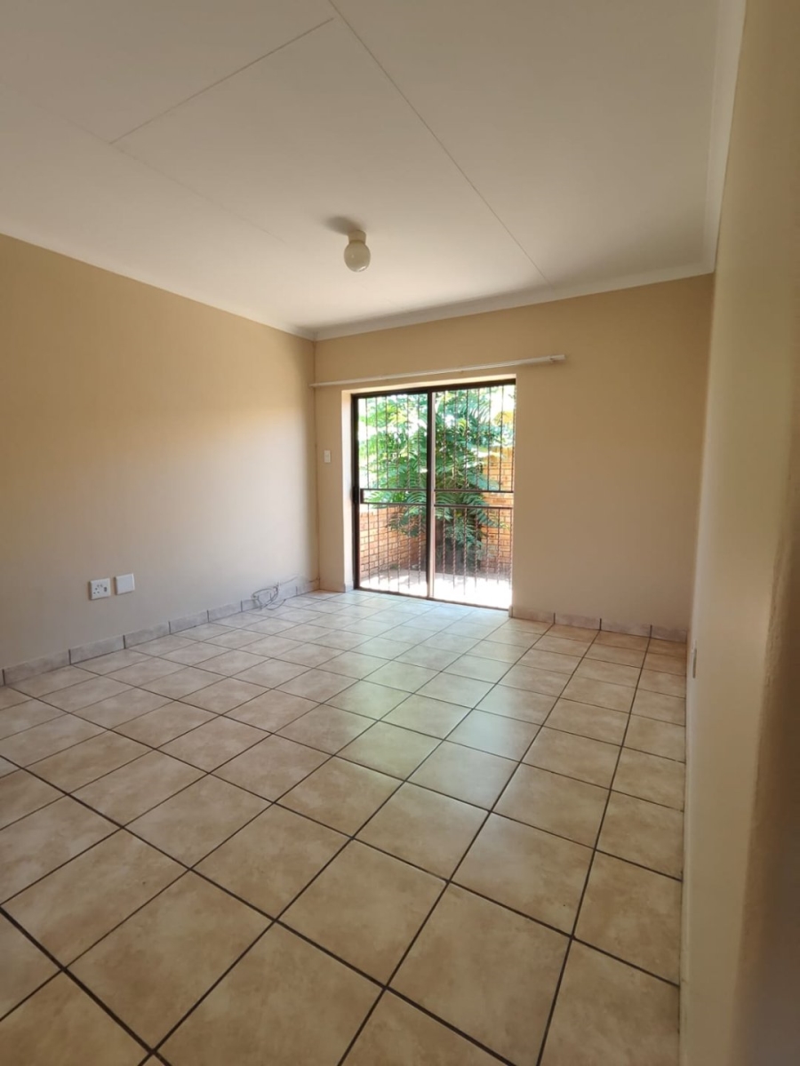 2 Bedroom Property for Sale in Vaalpark Free State